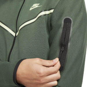 Nike Tech Fleece Vest Groen CU4489-337 close-up zipper